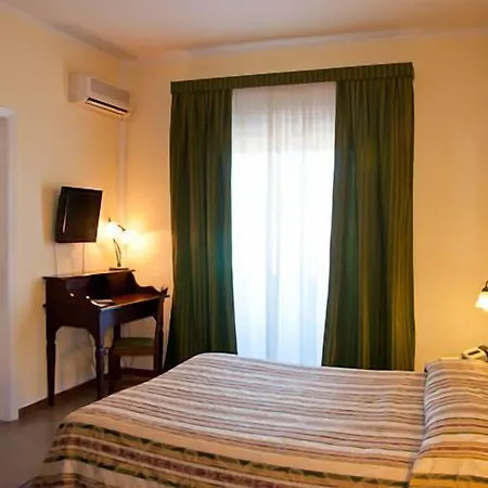 Tk Hotel