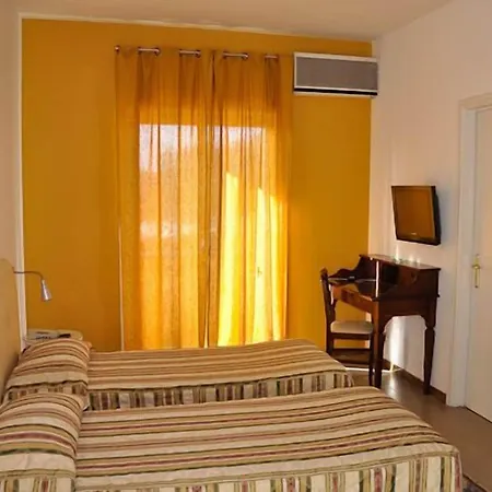 Tk - Ex Ares Hotel 3*