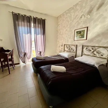 Hotel Tk Catânia