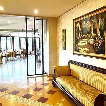 Tk Hotel Catánia