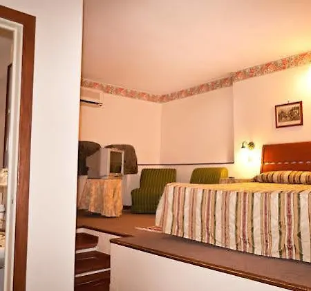 Hotel Tk - Ex Ares San Giovanni La Punta